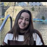 Doy clases particulares de inglés para refuerzo escolar o para niveles un poco más avanzados. Tengo disponibilidad de horarios
